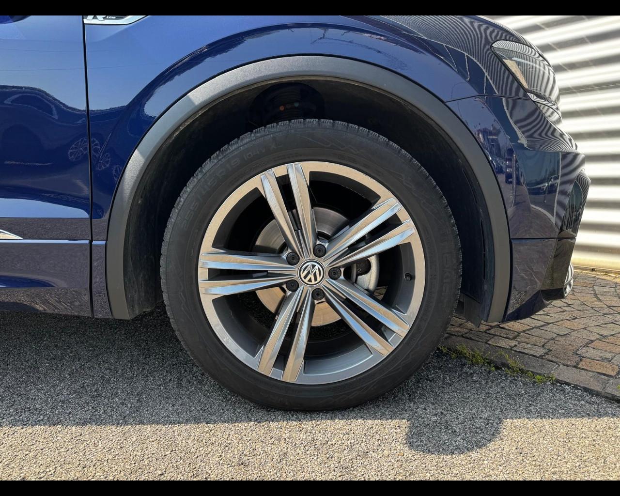 VOLKSWAGEN TIGUAN 2.0TDI DSG 4MOTION R-LINE