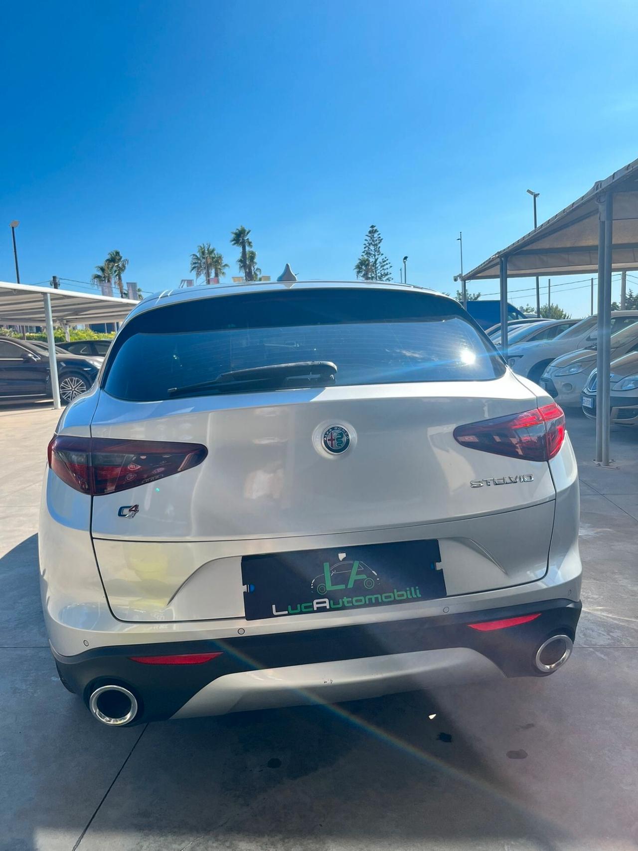 Alfa Romeo Stelvio 2.2 Turbodiesel 180 CV AT8 RWD Executive