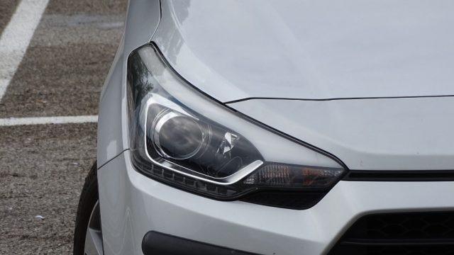 HYUNDAI i20 Coupé 1.2 84 cv, 3p, "Sport", Garanzia...