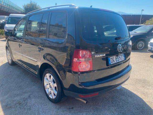 Volkswagen Touran 2.0 Conceptline Ecofuel