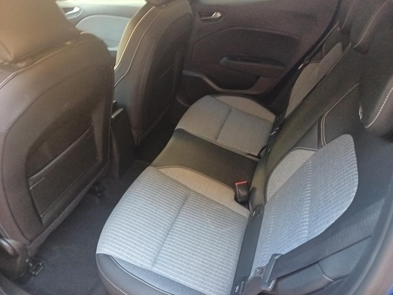 Renault Clio 1.0- 90 CV Techno KM18000 Garanzia Renault