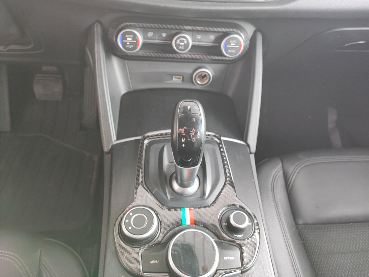 Alfa Romeo Stelvio 2.2 Turbodiesel 210 CV AT8 Q4 Executive