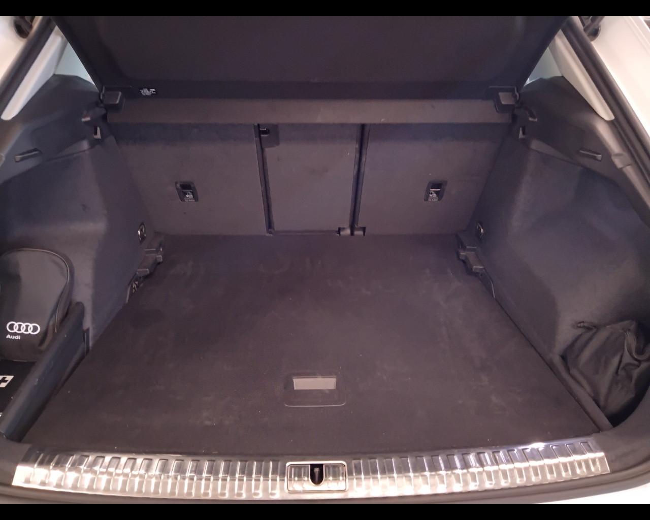 AUDI Q3 II 2018 - Q3 35 2.0 tdi Business Advanced