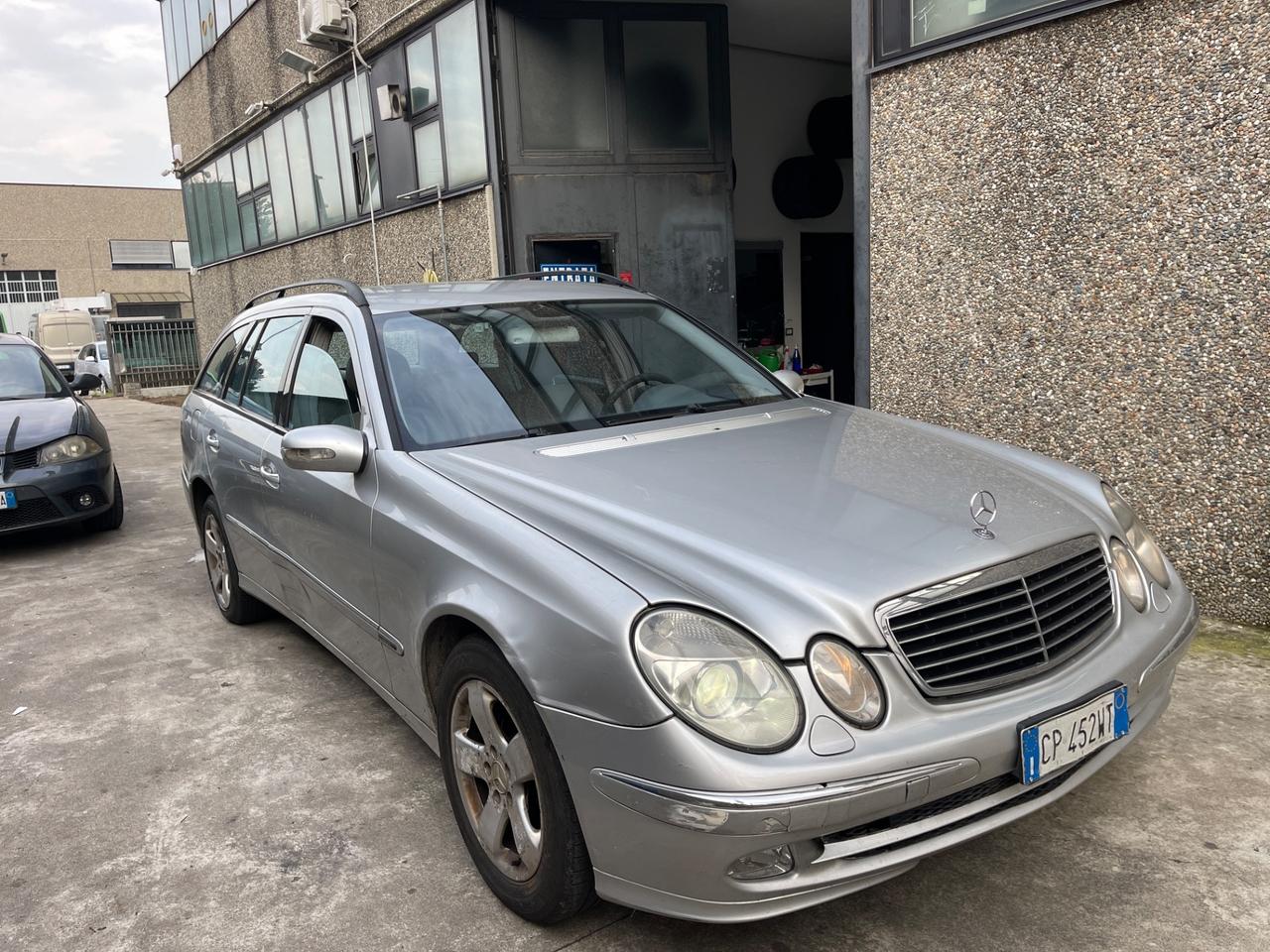 MERCEDES E 320 S.W. BENZINA-GPL EURO4 4MATIC AVANGARGE