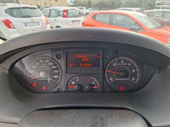 Peugeot Boxer 330 2.2 BlueHDi 120 S&S PC-TN Furgone