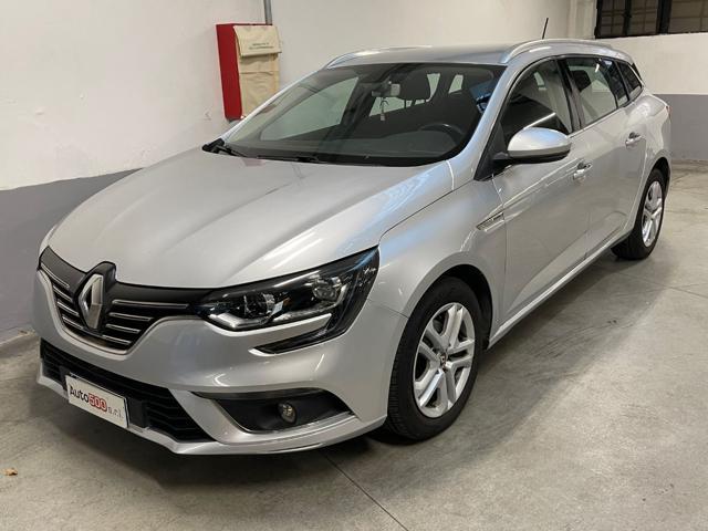 RENAULT Megane Mégane Sporter TCe 140 CV EDC FAP Intens