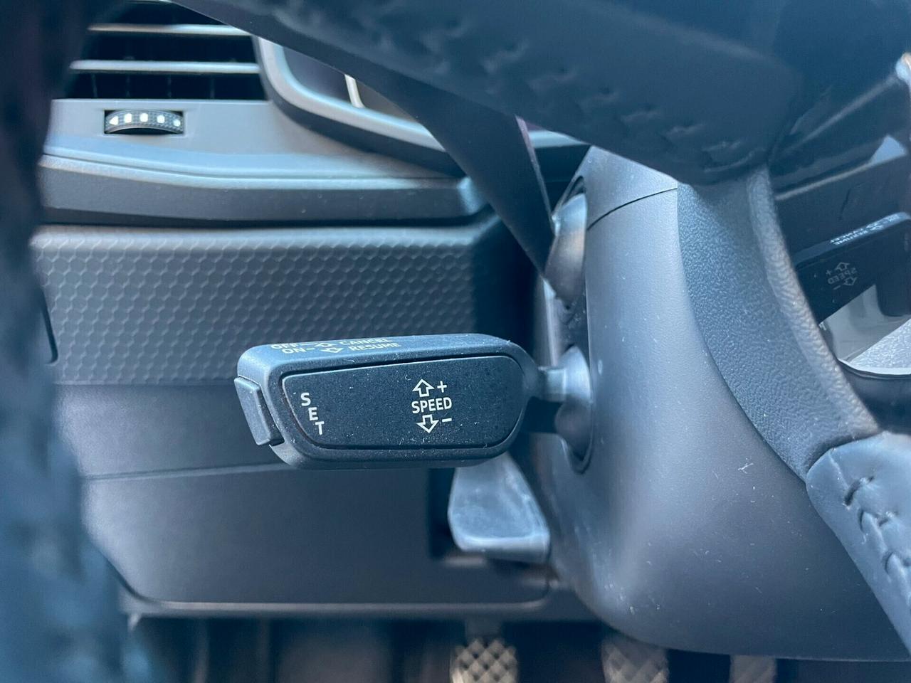 AUDI A1 SPTB IDENTITY CONTRAST 25TFSI 95cv