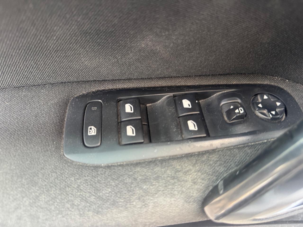 Peugeot 308 1.6 e-HDi 115 CV Stop&Start Allure