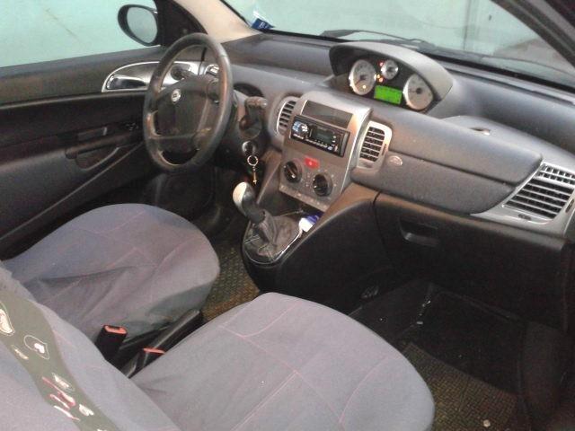 Lancia Ypsilon 1.3 MJT Momo Design