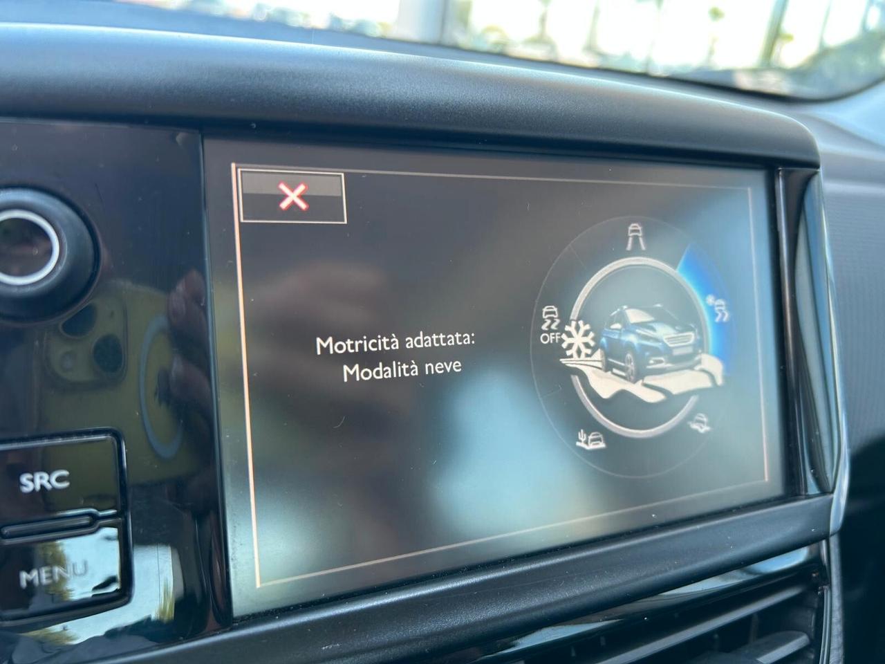 Peugeot 2008 ALLURE 1.6 BlueHDi 100