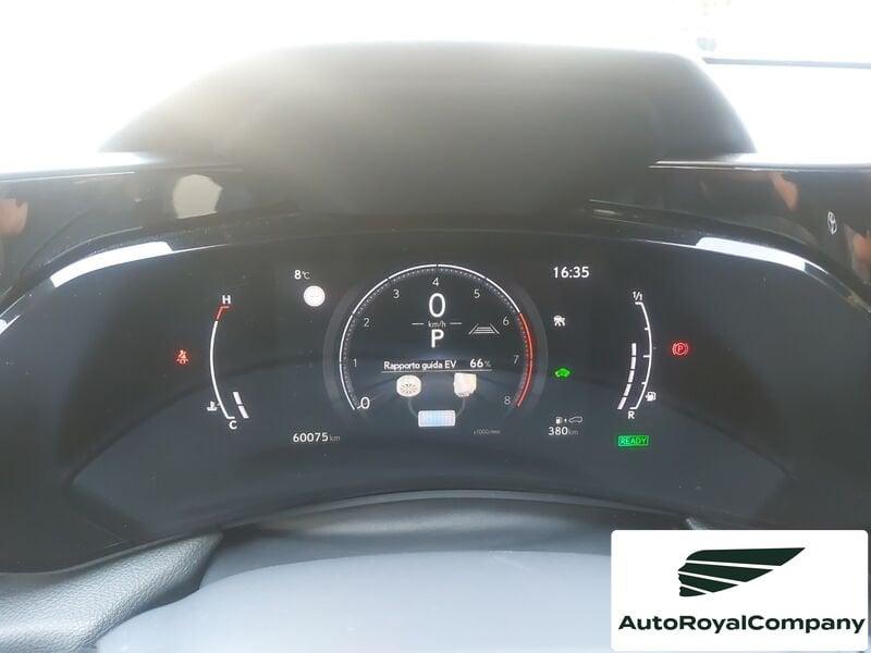 Lexus NX Hybrid Luxury 4WD IVA ESPOSTA