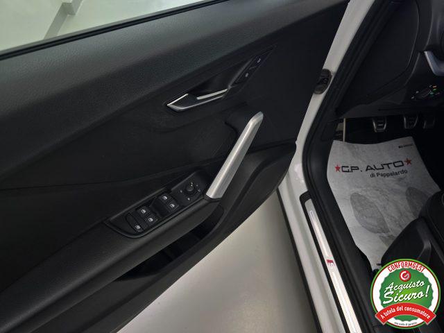 AUDI Q2 1.6 TDI S line Edition