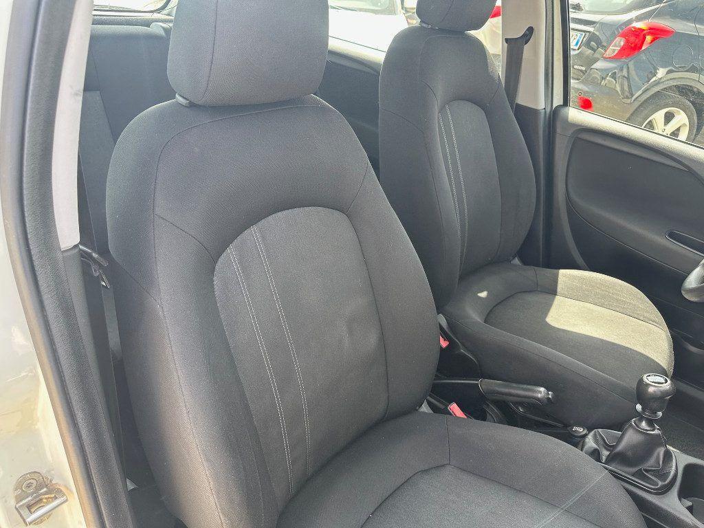 Fiat Punto 1.4 5P Natural Power Easy