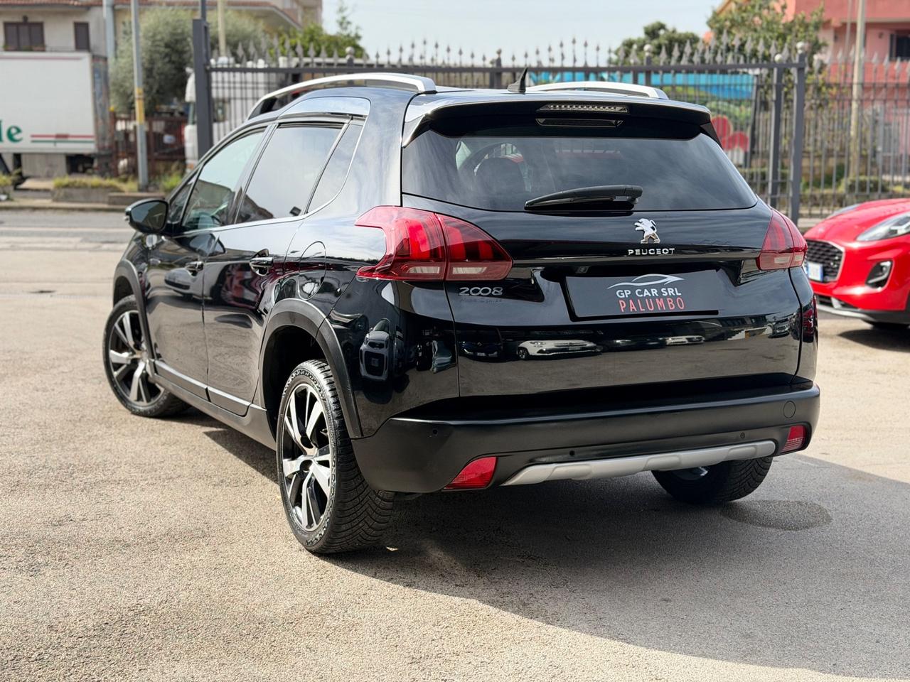 Peugeot 2008 BlueHDi 100 S&S Black Matt