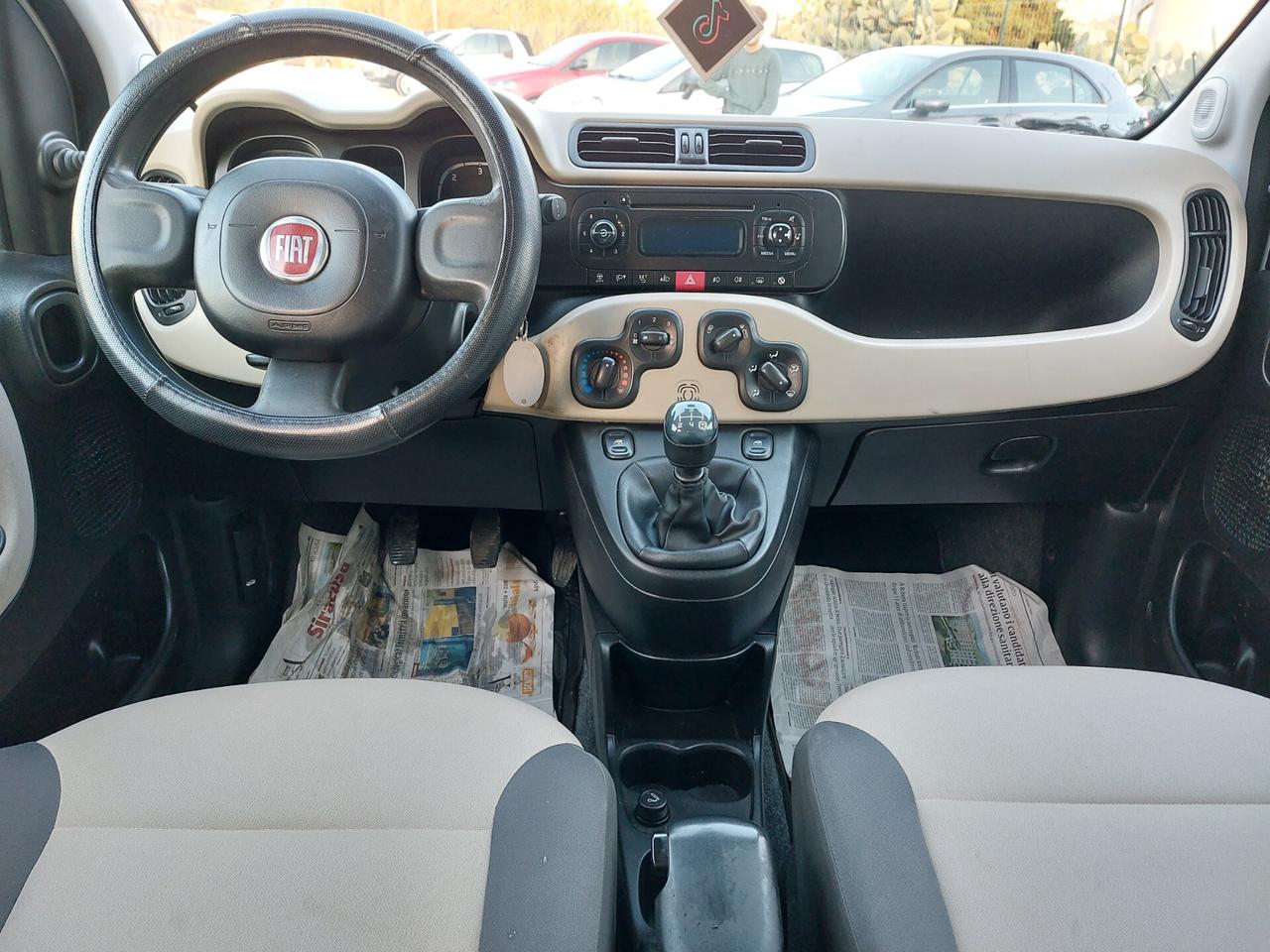 Fiat Panda 1.3 MJT 75 CV Lounge S&S 2014