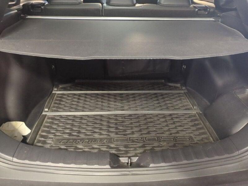 Toyota Corolla Cross 2.0H (197 CV) E-CVT Lounge 2WD