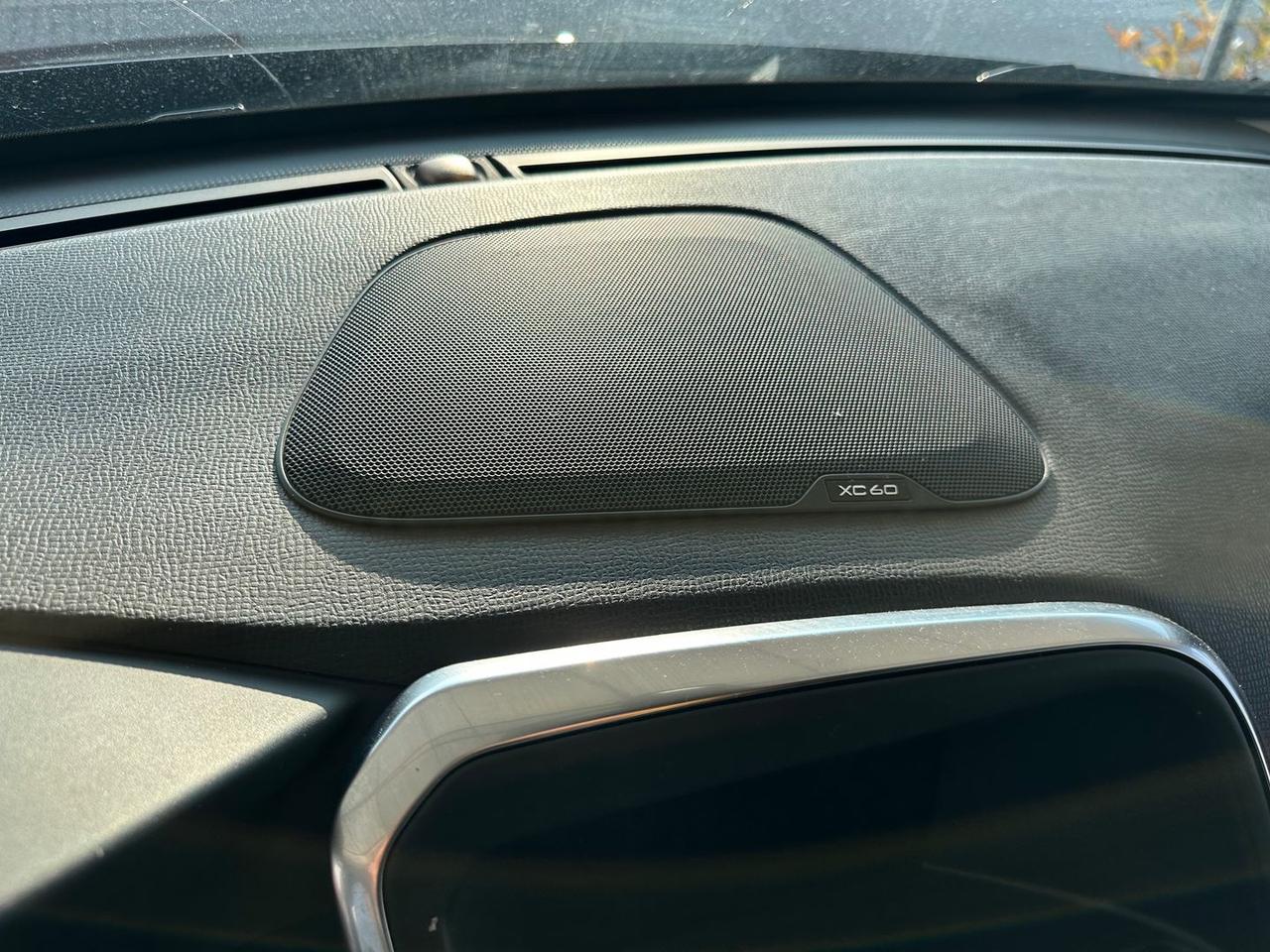 Volvo XC 60 Business Plus 2.0 D3 #7441