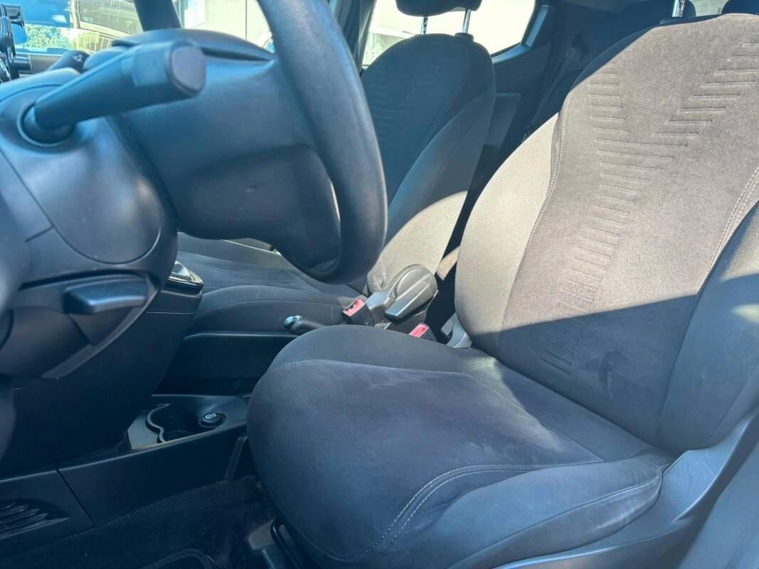 Lancia Ypsilon 1.2 8v Silver c clima 69cv