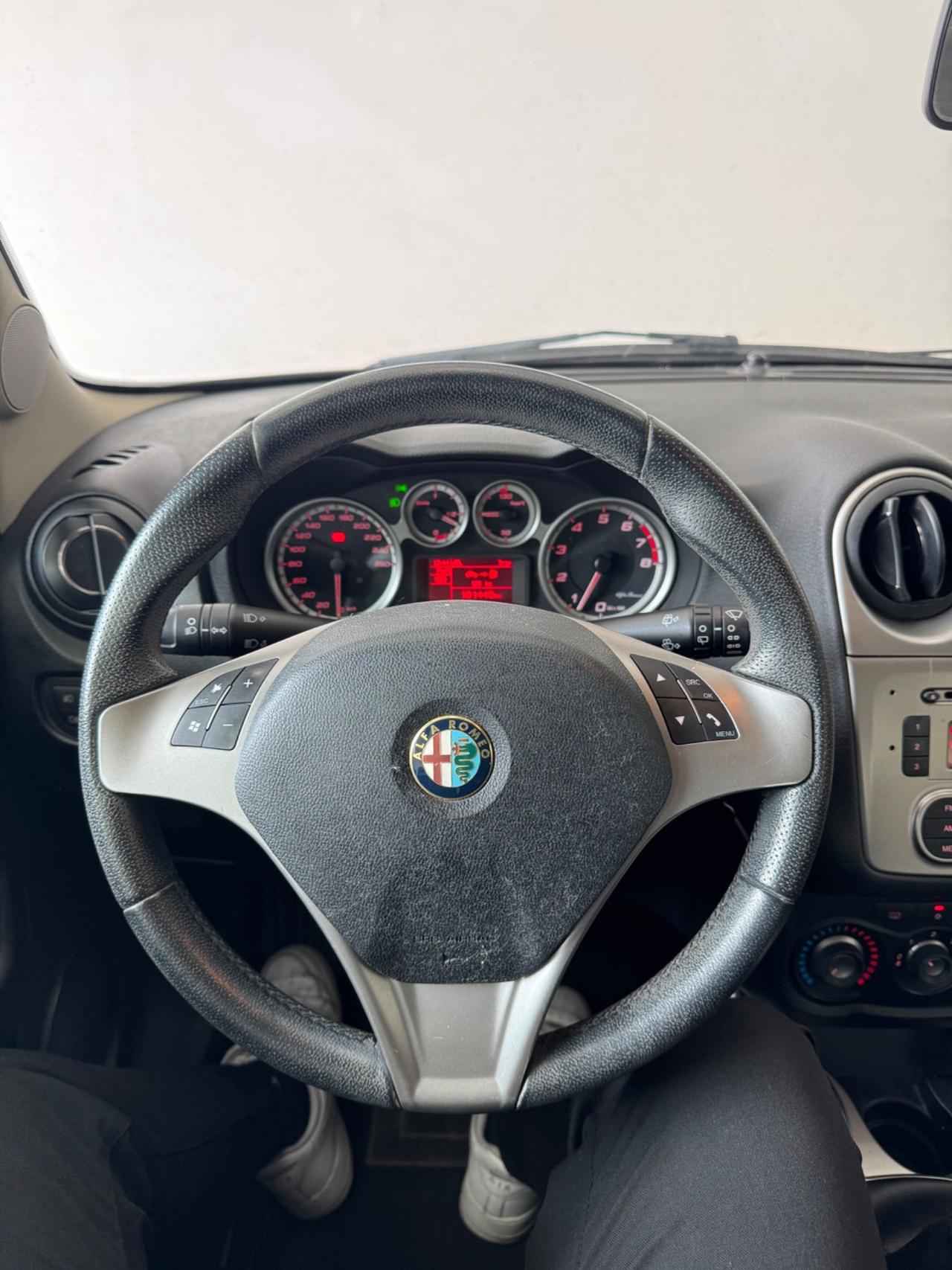 Alfa Romeo MiTo 1.4 105 CV M.air S&S Distinctive