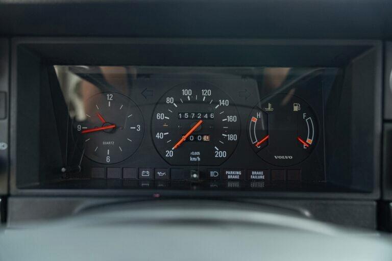 1982 VOLVO 244 GL - VLV00009