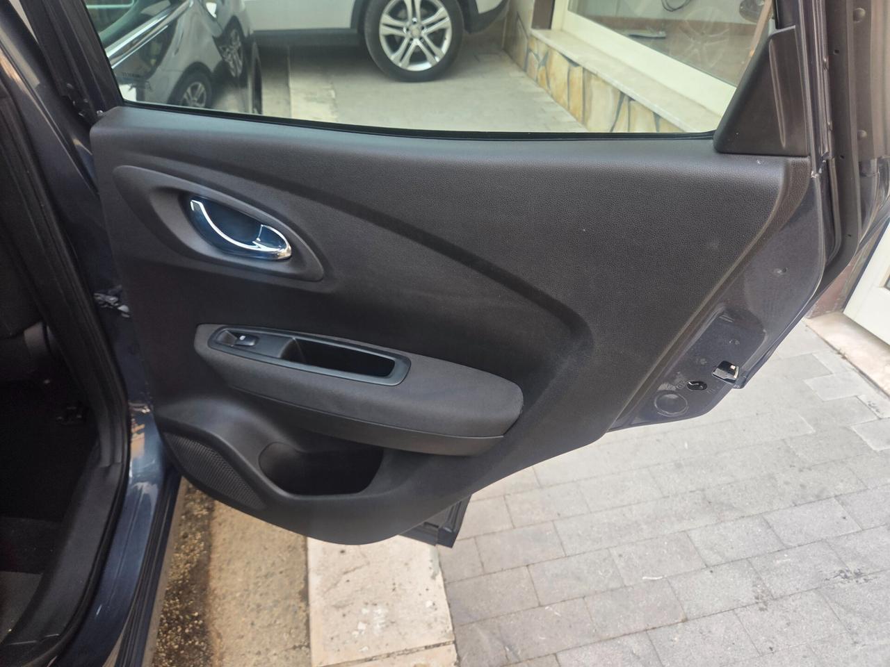 RENAULT KADJAR 1.5 110 CV ANNO 2016 KM CERTIFICATI
