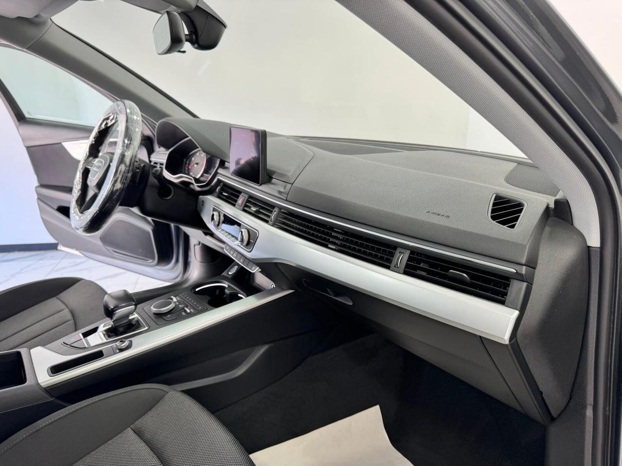 Audi A4 2.0 TDI 150 CV ultra S tronic
