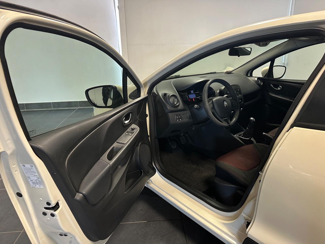 RENAULT CLIO 1.5 DCI NEOPATENTATI 74CV P.CONSEGNA