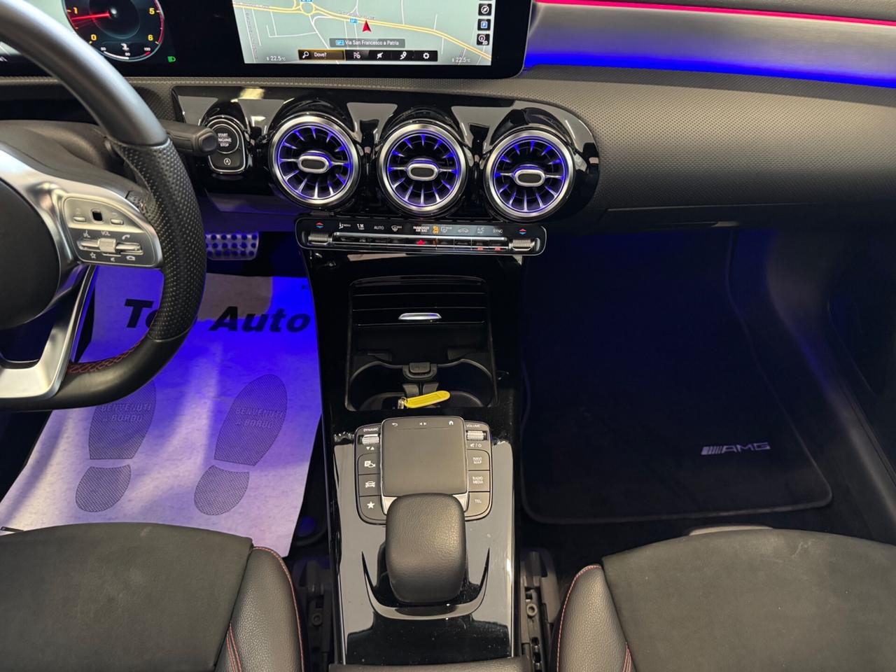 MERCEDES-BENZ CLA 200 d AUT. PREMIUM AMG / TETTO