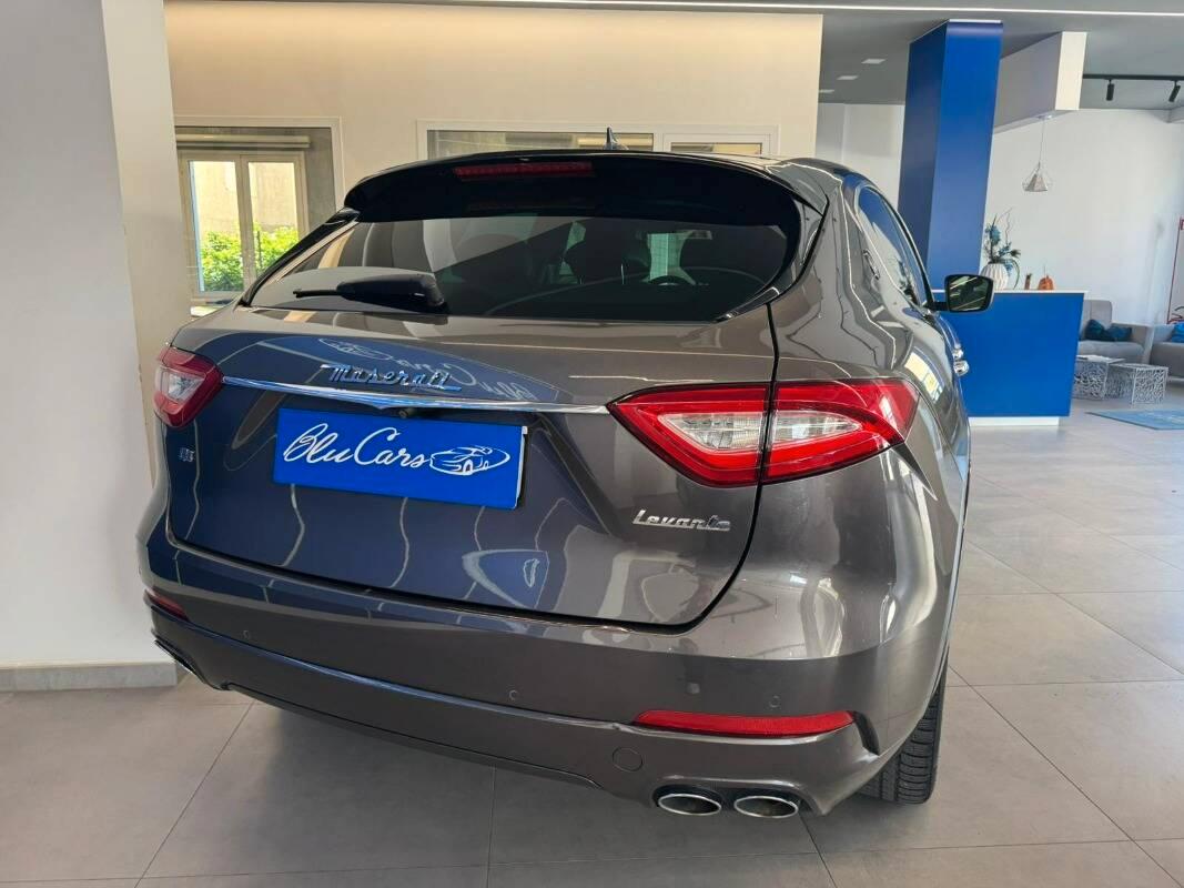 Maserati Levante 3.0 V6 Gransport 275cv auto