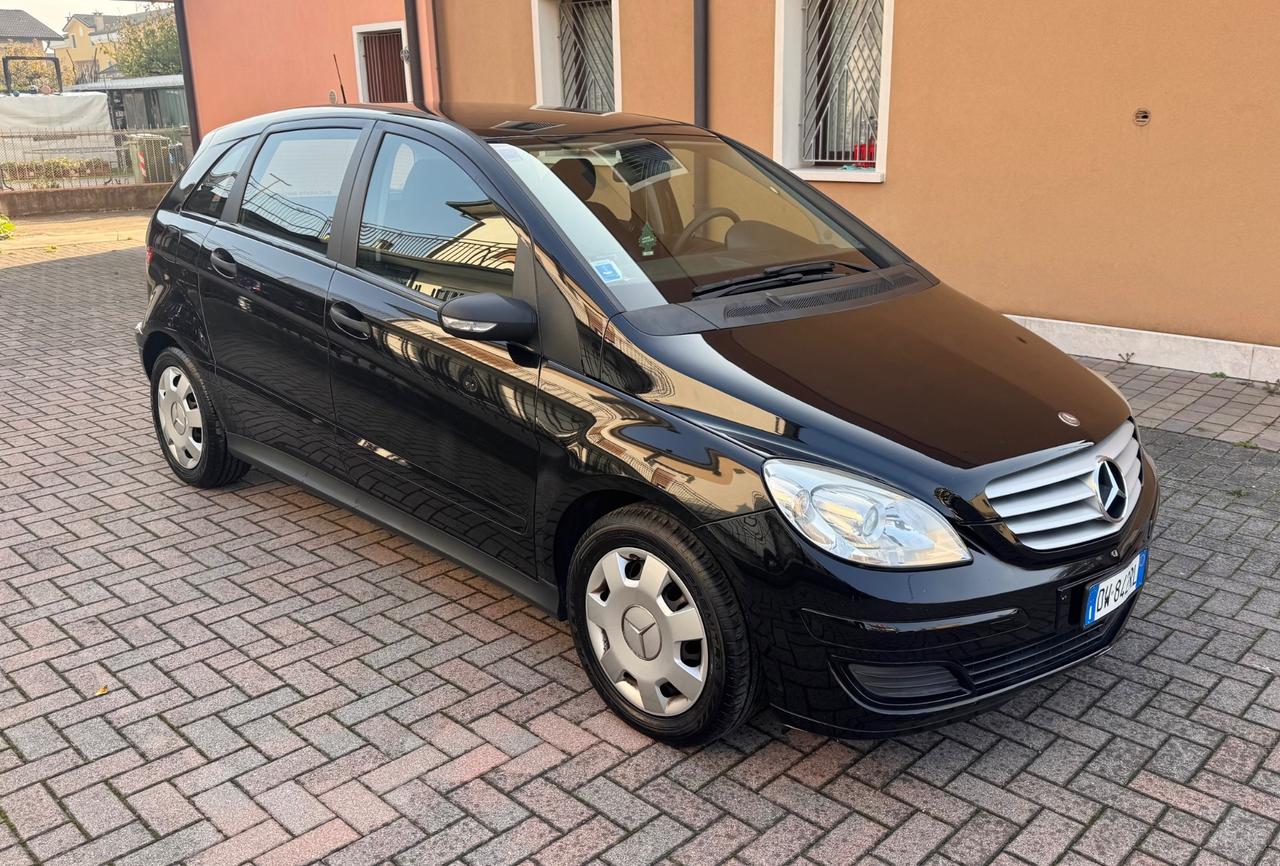 Mercedes-benz B 180 CDI Ok Neopatentati