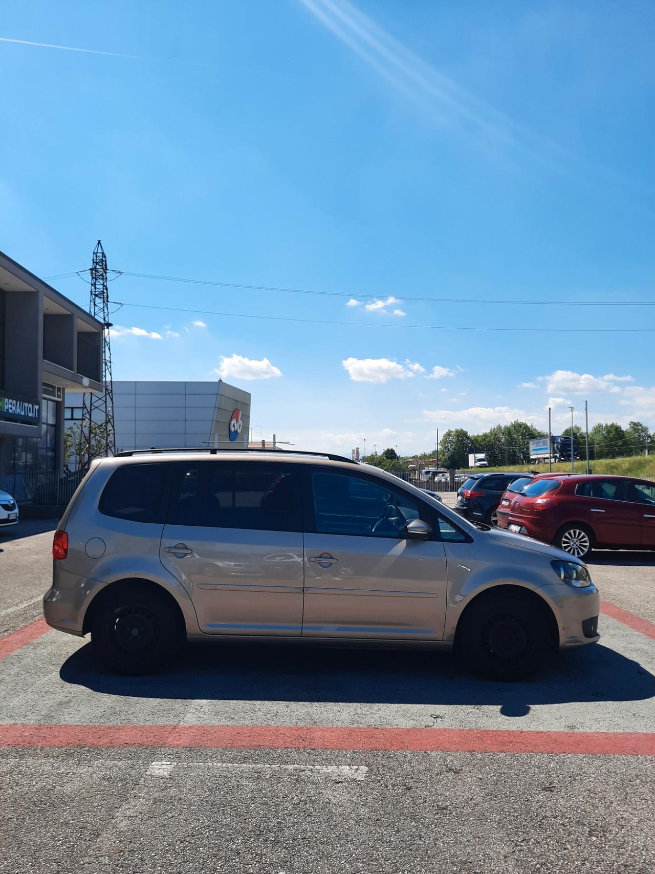 Volkswagen Touran Business 1.6 TDI Comfortline