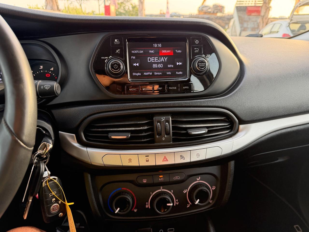 FIAT TIPO SW ANNO 2017 1.6 DIESEL 120 CV