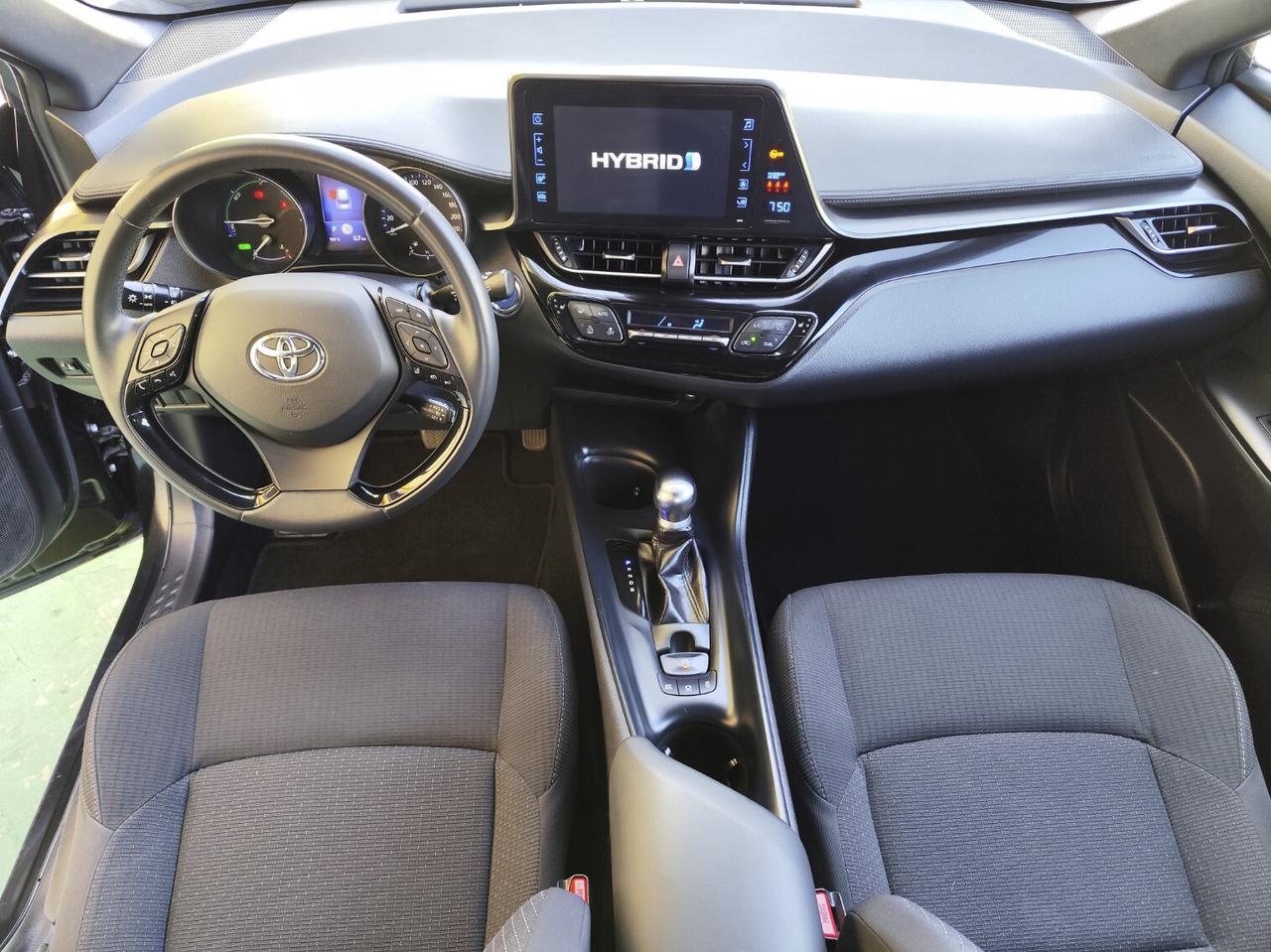 Toyota C-HR 1.8 Hybrid E-CVT Business