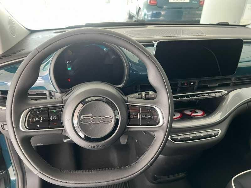 FIAT 500e 500 Nuova 500 Hatchback My23 La Nuova 500 - 320 Berlina