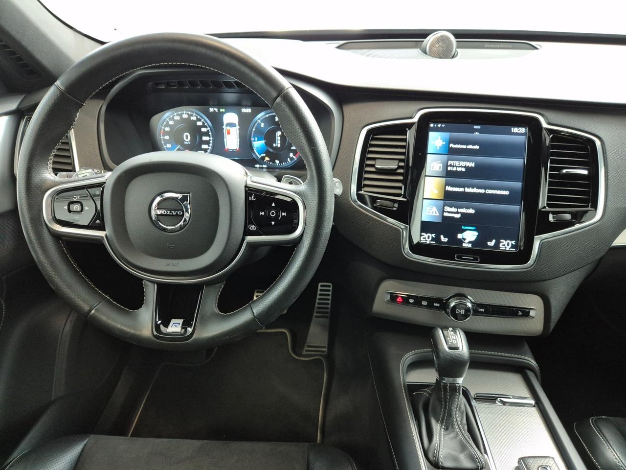 Volvo XC 90 R-DESIGN 7 POSTI