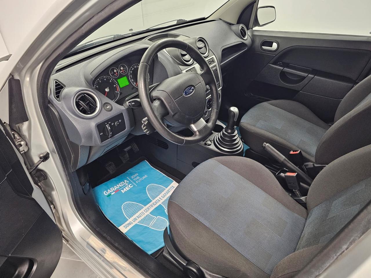 Ford Fiesta 1.2 16V 5p. Titanium - Solo 16mila Km -