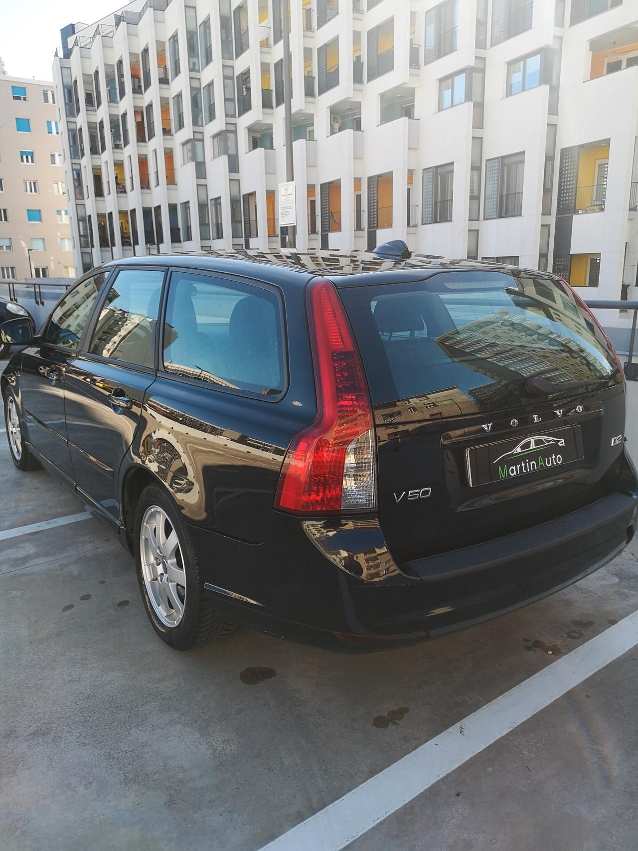 Volvo V50 D4 Kinetic 115cv - 2011