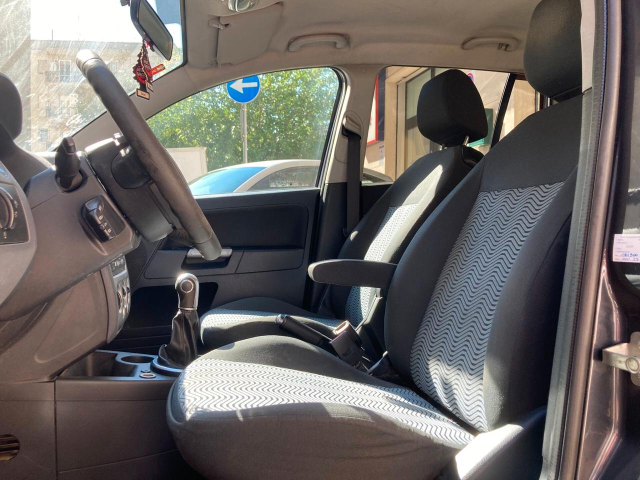 Ford Fusion 1.4 TDCi - IDEALE X NEOPATENTATI - 2010