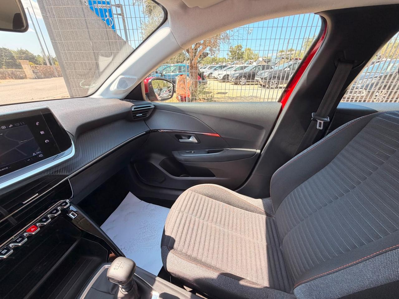 Peugeot 208 1.5d-2020 LED/NAVI