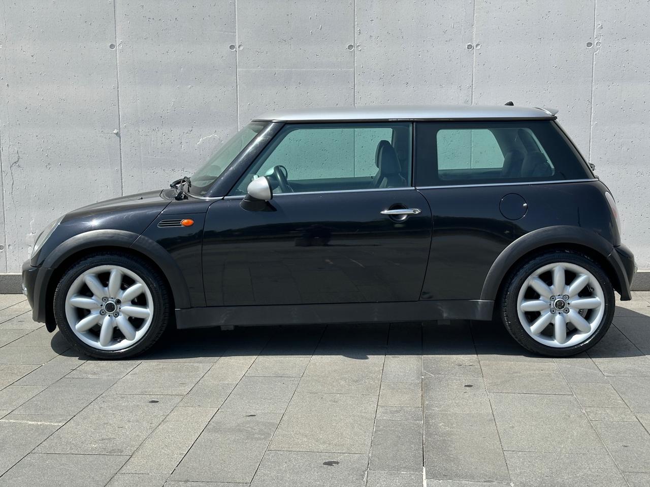 Mini 1.6 16V Cooper Neopatentati