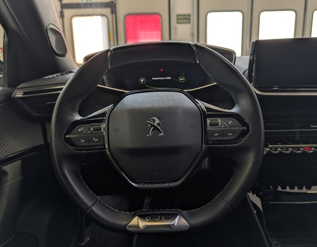 PEUGEOT 2008 2ª serie - 2008 PureTech 130 S&S Allure