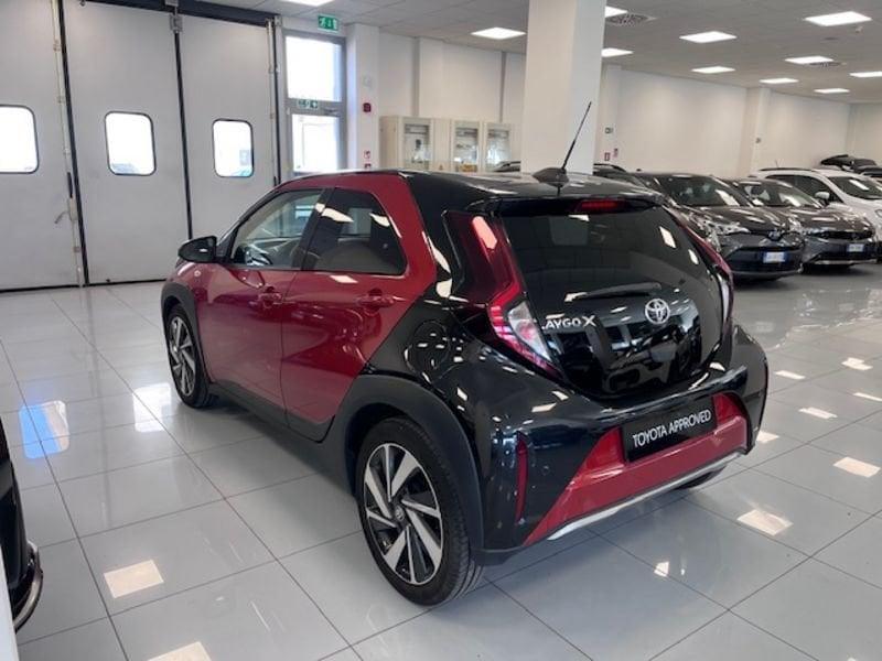 Toyota Aygo X 1.0B (72 CV) Lounge S-CVT