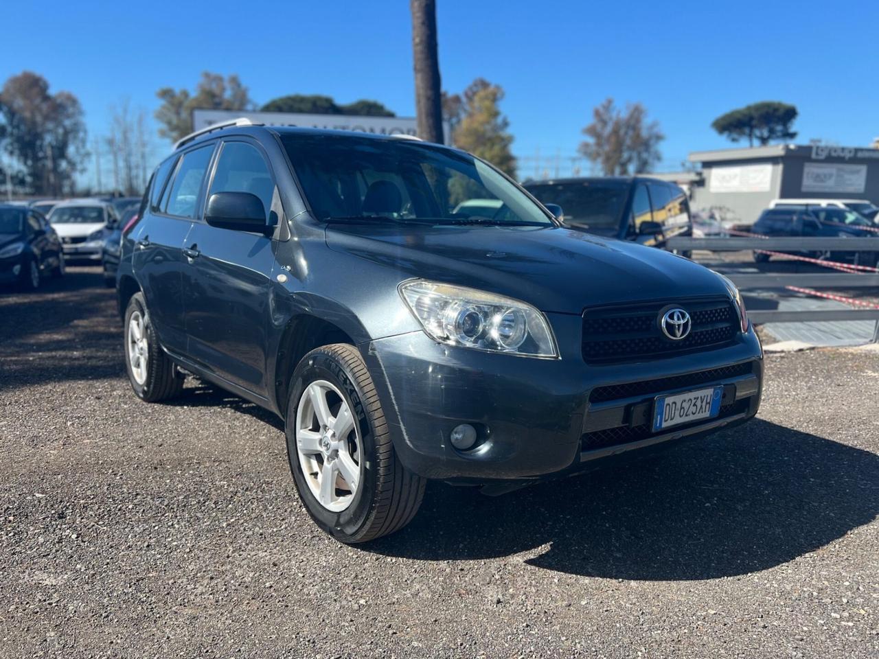 Toyota RAV 4 RAV4 2.2 D-4D 136CV Sol