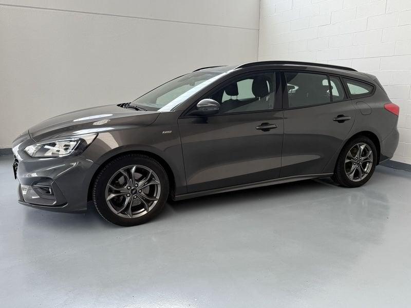 Ford Focus 1.0 EcoBoost Hybrid 125 CV SW ST Line