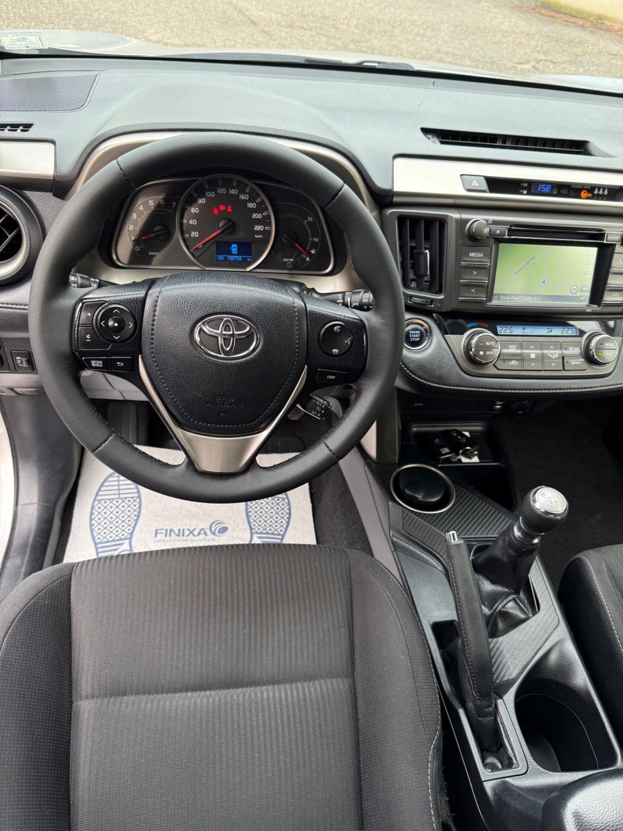 Toyota RAV 4 RAV4 2.0 D-4D 4WD Lounge White Ed.
