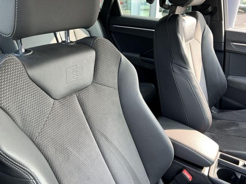 Audi Q3 40 TDI quattro S tronic S line edition Sport