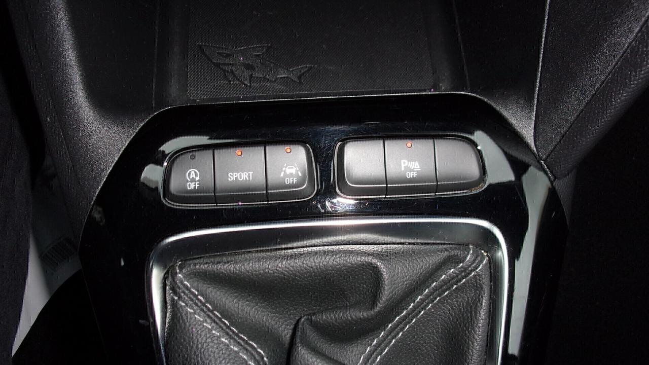 Opel Corsa 1.5 diesel 100 CV GS Line