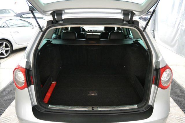 VOLKSWAGEN Passat 2.0 16V TDI 4motion Variant Highline Pelle
