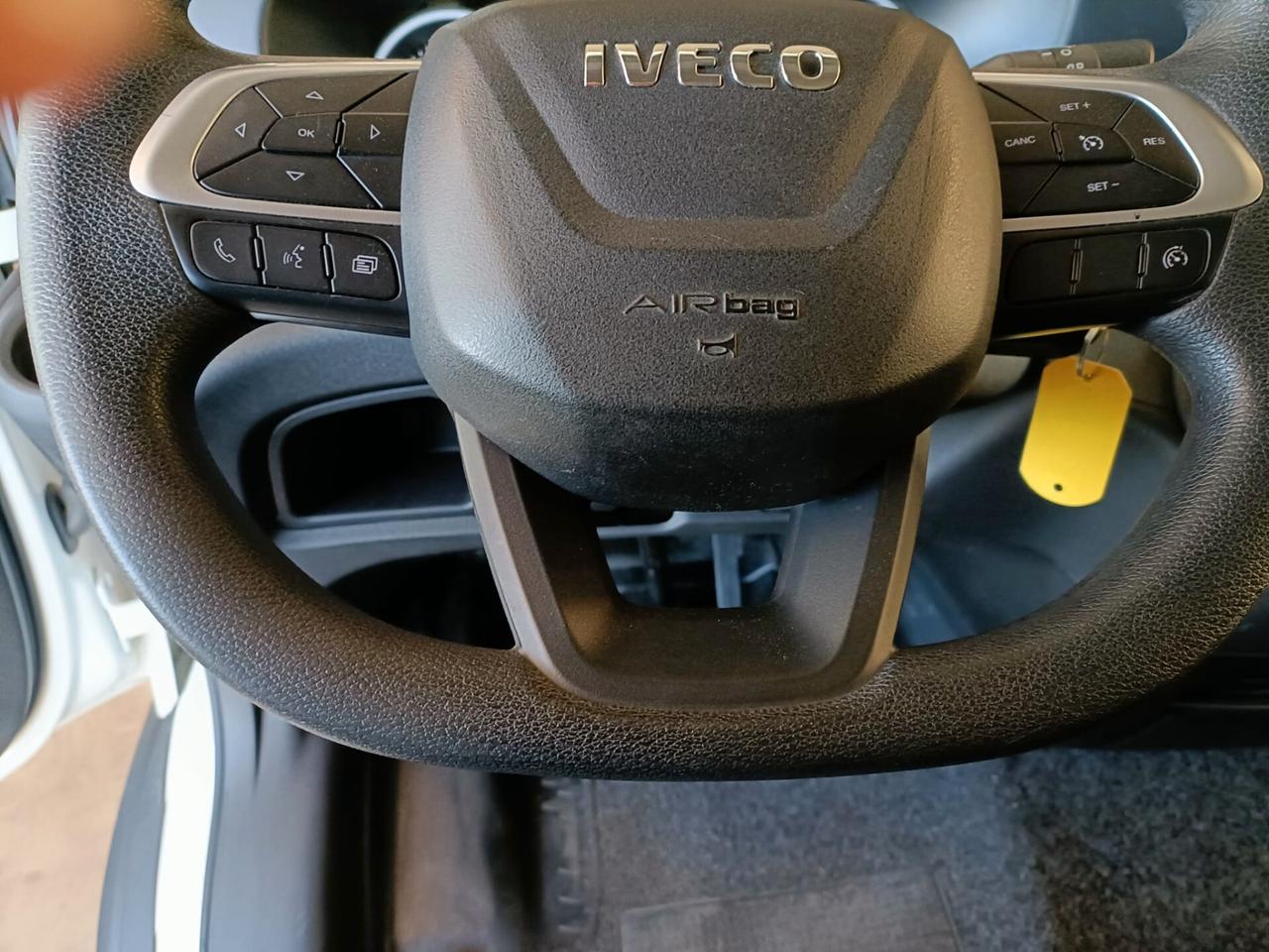 Iveco Daily 35C16 3.0 FURGONE BOX CON SPONDA