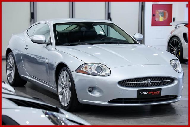 JAGUAR XK 4.2 V8 Coupé